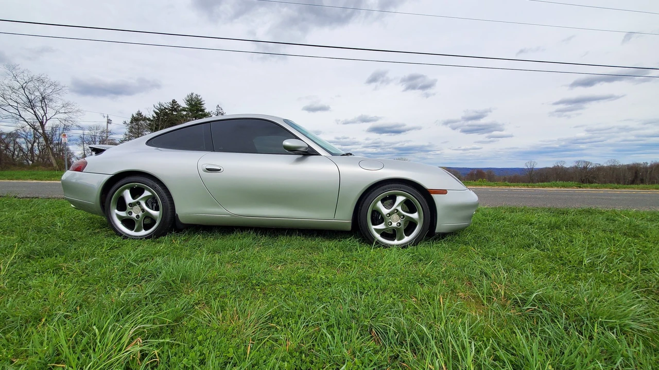 1999 Porsche 996 Carrera - Image 18 of 31