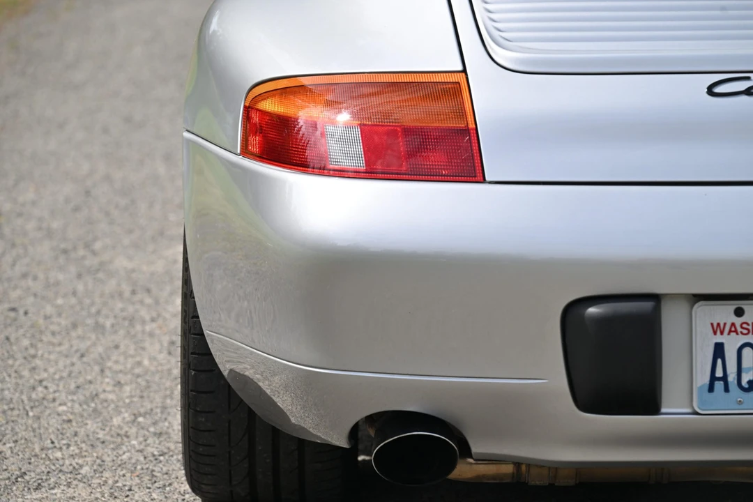 1999 Porsche 996 Carrera - Image 24 of 31