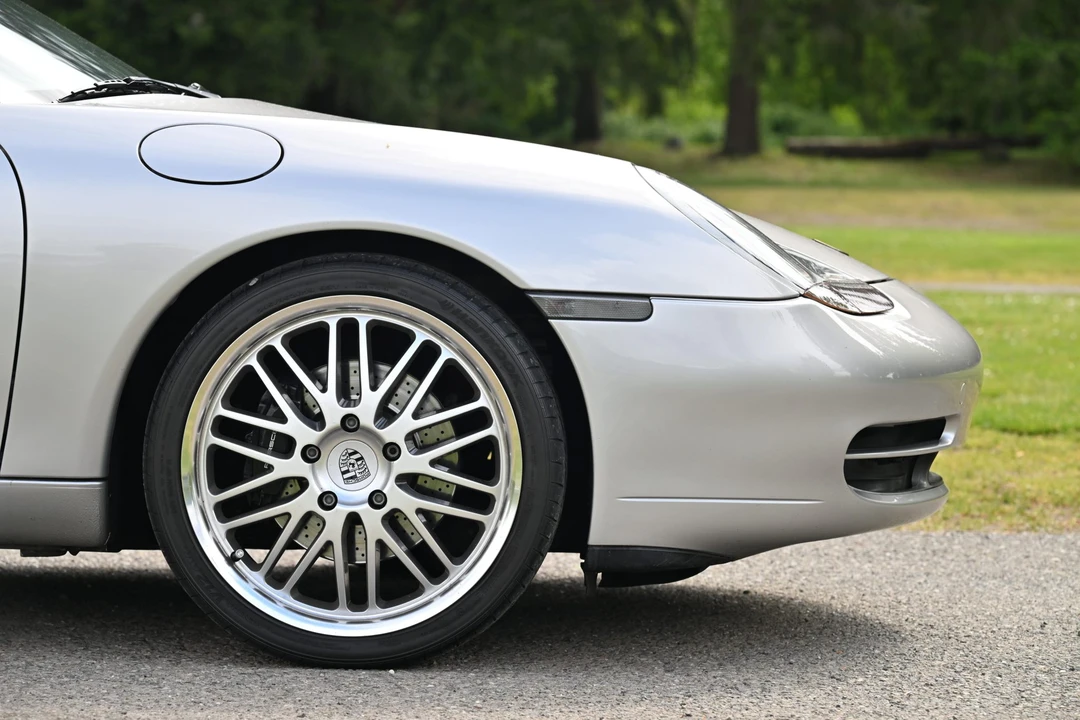 1999 Porsche 996 Carrera - Image 22 of 31