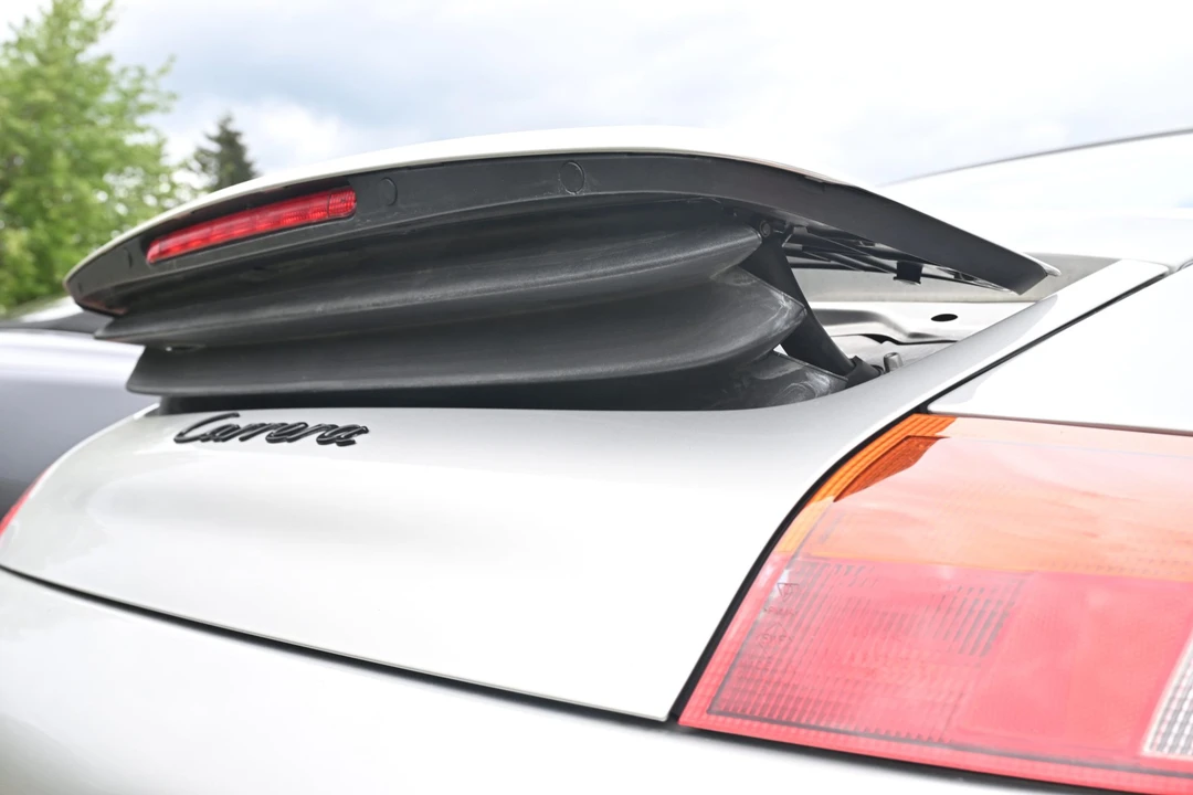1999 Porsche 996 Carrera - Image 29 of 31