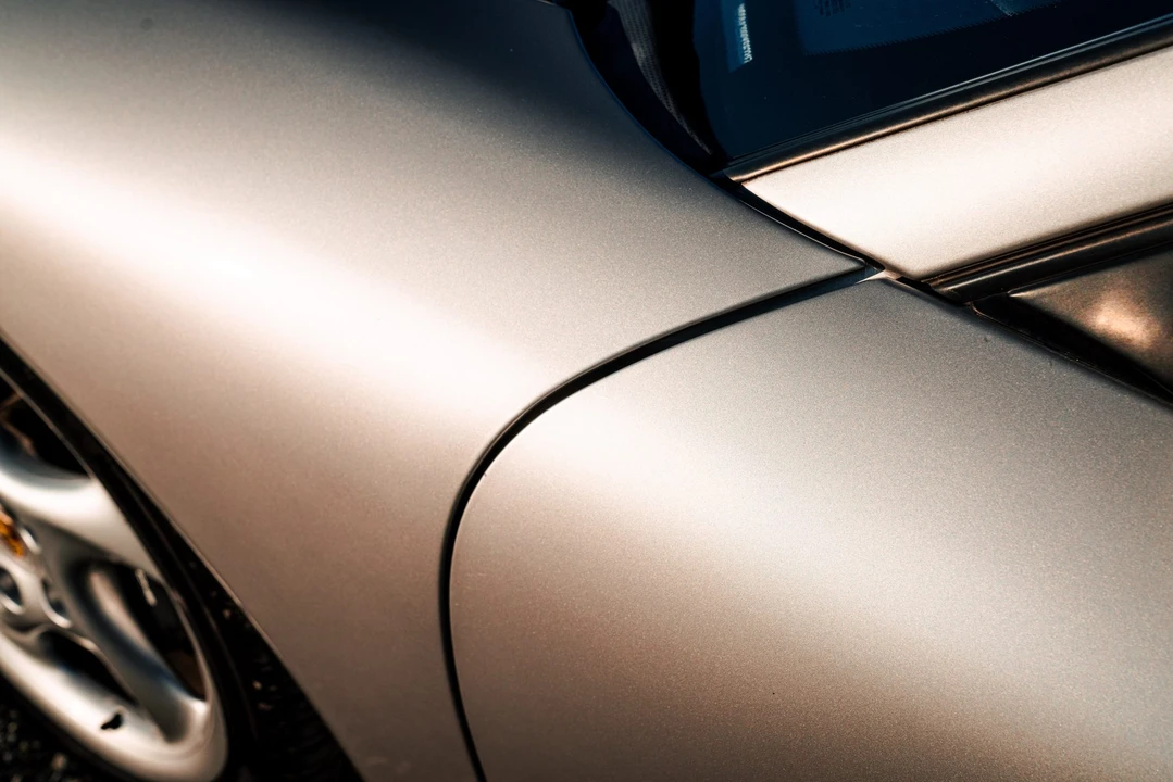 1999 Porsche 996 Carrera - Image 28 of 31