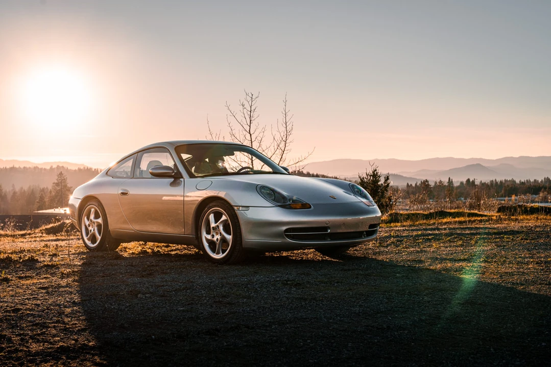 1999 Porsche 996 Carrera - Image 12 of 31