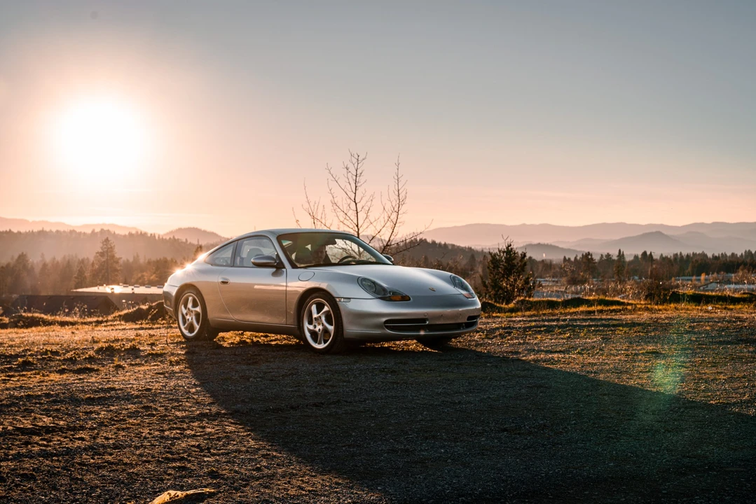 1999 Porsche 996 Carrera - Image 11 of 31