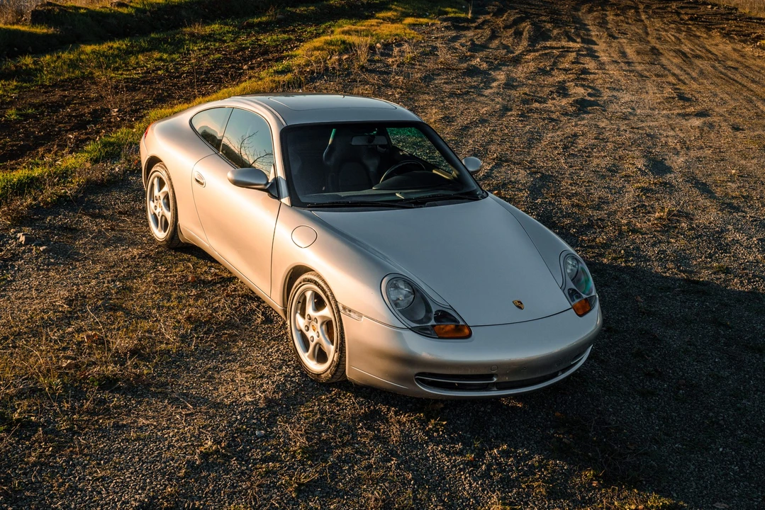 1999 Porsche 996 Carrera - Image 15 of 31