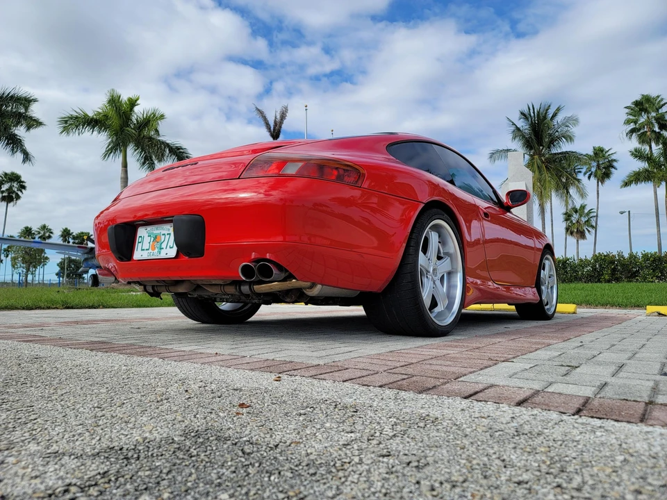 1999 Porsche 996 Carrera - Image 27 of 31