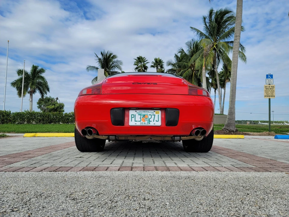 1999 Porsche 996 Carrera - Image 24 of 31