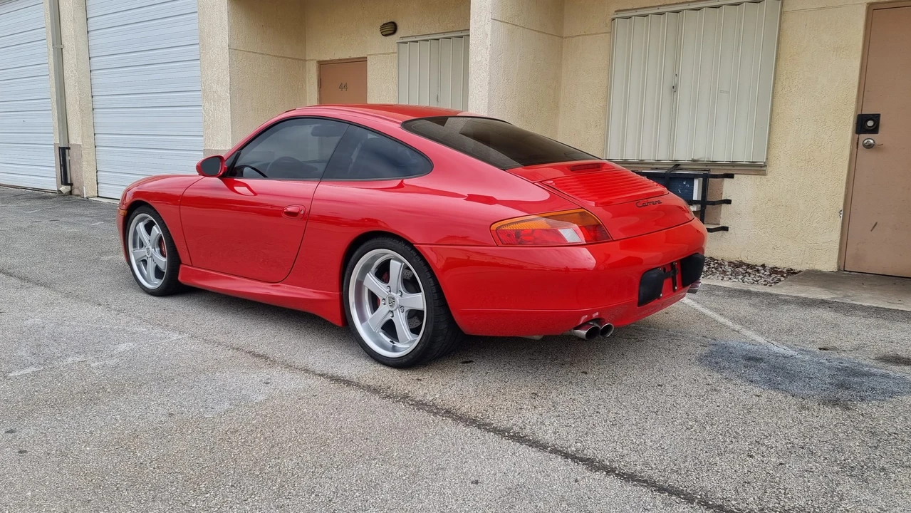 1999 Porsche 996 Carrera - Image 17 of 31