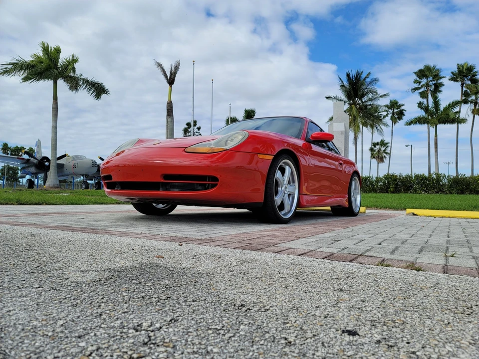 1999 Porsche 996 Carrera - Image 12 of 31