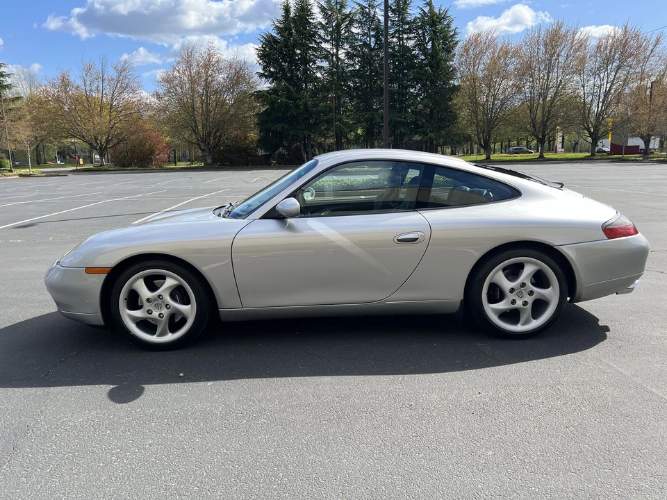 1999 Porsche 996 Carrera - Image 8 of 31