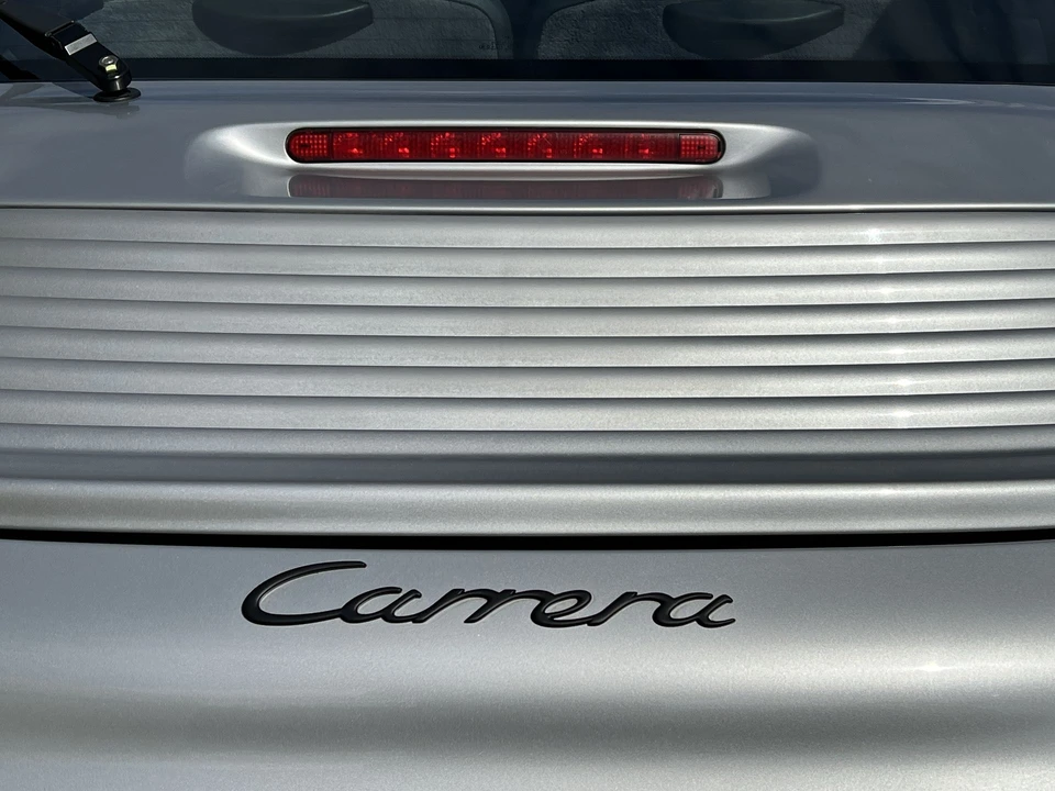 1999 Porsche 996 Carrera - Image 28 of 31
