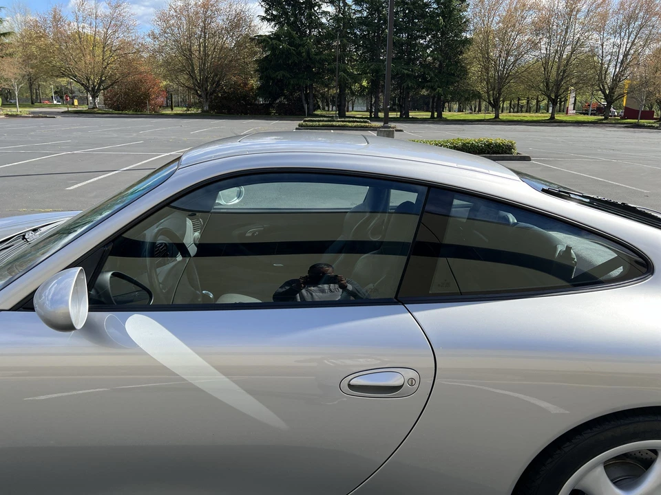 1999 Porsche 996 Carrera - Image 24 of 31