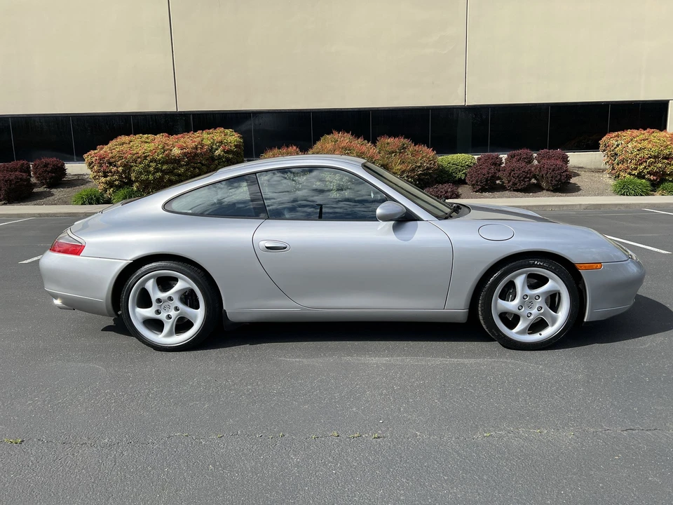1999 Porsche 996 Carrera - Image 15 of 31