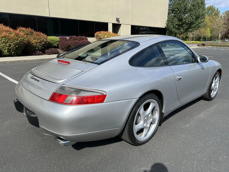 1999 Porsche 996 Carrera - Image 14 of 31