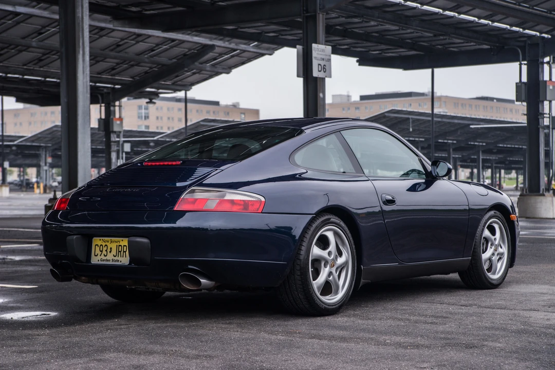 1999 Porsche 996 Carrera - Image 15 of 31
