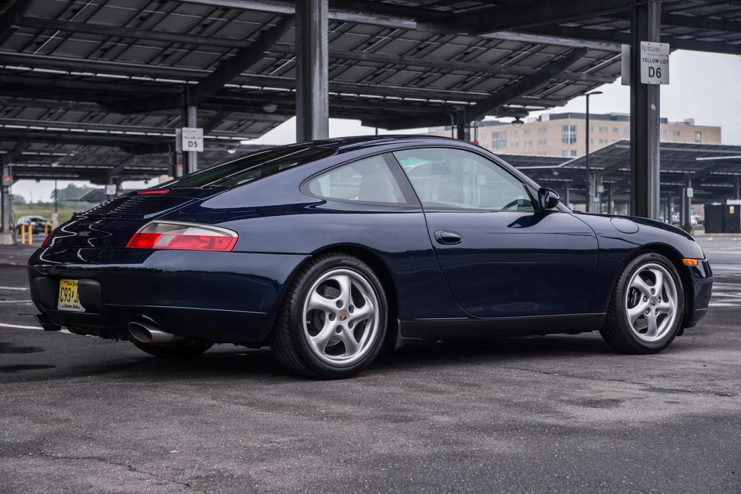 1999 Porsche 996 Carrera - Image 16 of 31