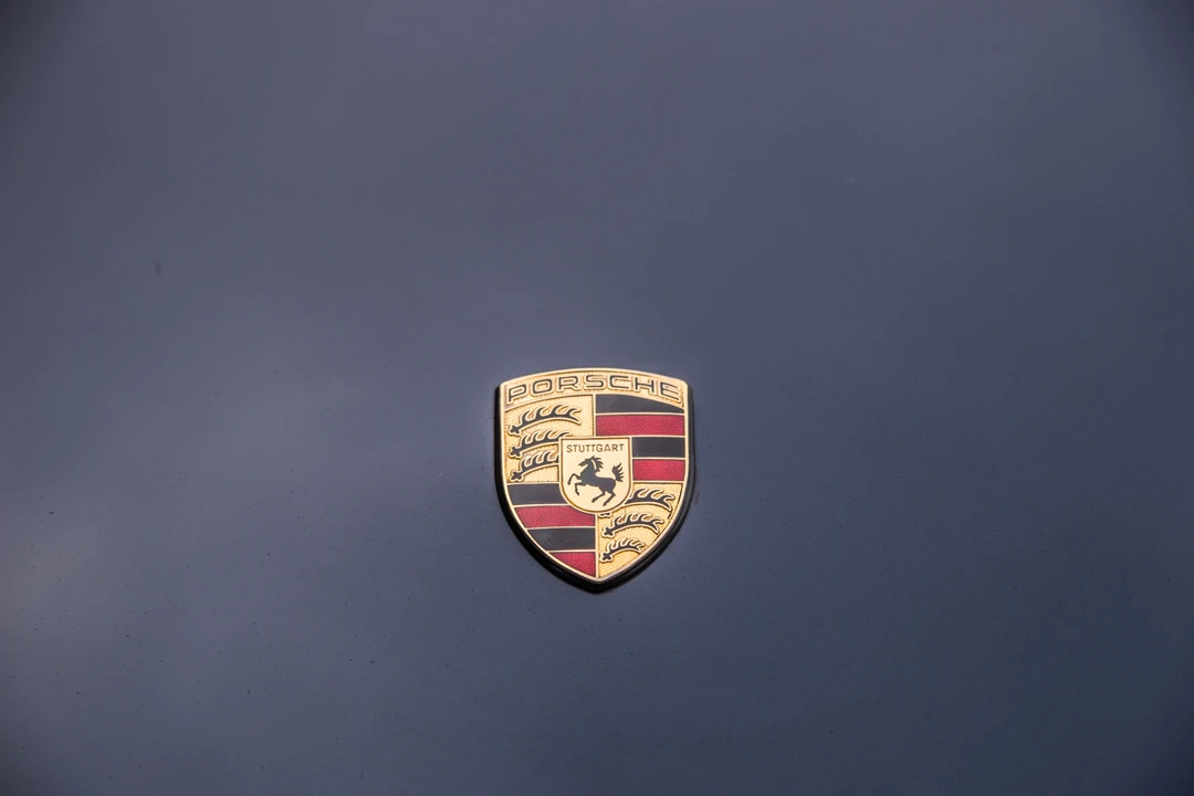 1999 Porsche 996 Carrera - Image 27 of 31