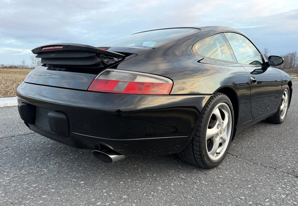 1999 Porsche 996 Carrera - Image 28 of 31