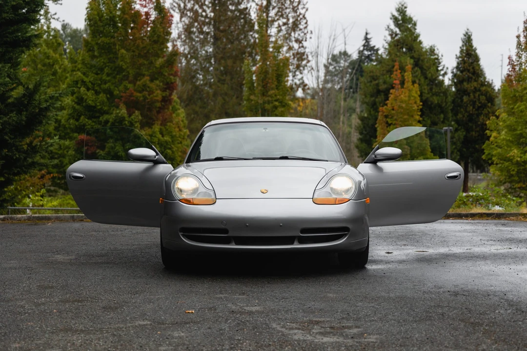 1999 Porsche 996 Carrera - Image 10 of 31