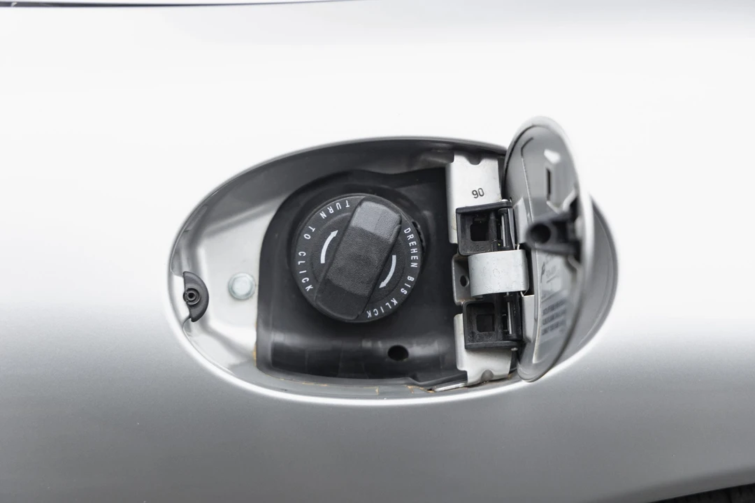 1999 Porsche 996 Carrera - Image 19 of 31