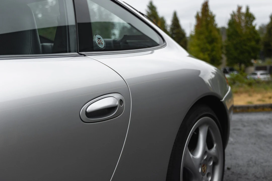 1999 Porsche 996 Carrera - Image 25 of 31