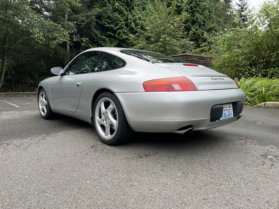 1999 Porsche 996 Carrera - Image 19 of 31