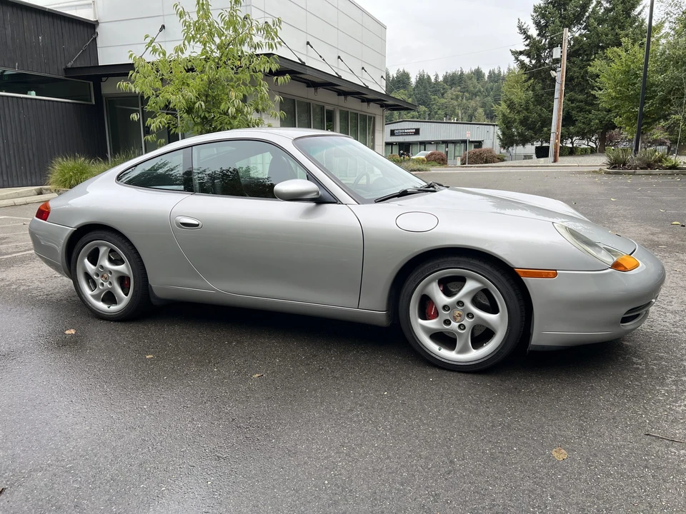1999 Porsche 996 Carrera - Image 11 of 31