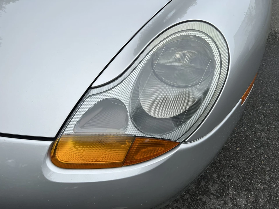 1999 Porsche 996 Carrera - Image 29 of 31