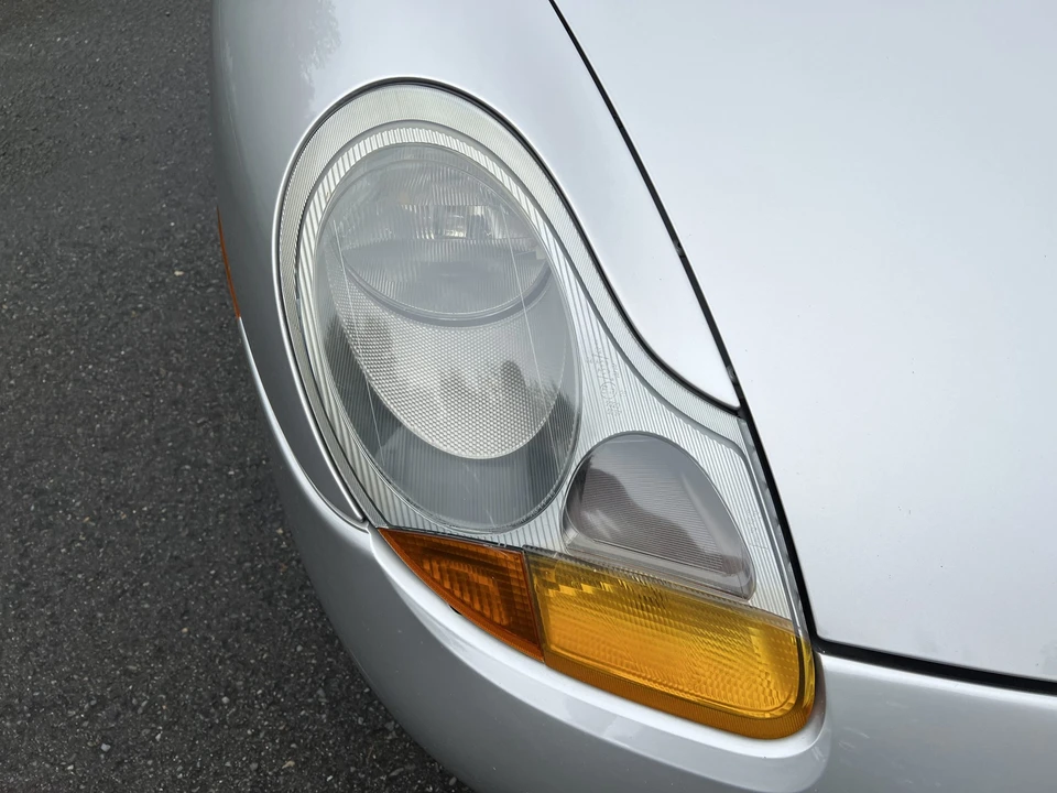 1999 Porsche 996 Carrera - Image 28 of 31