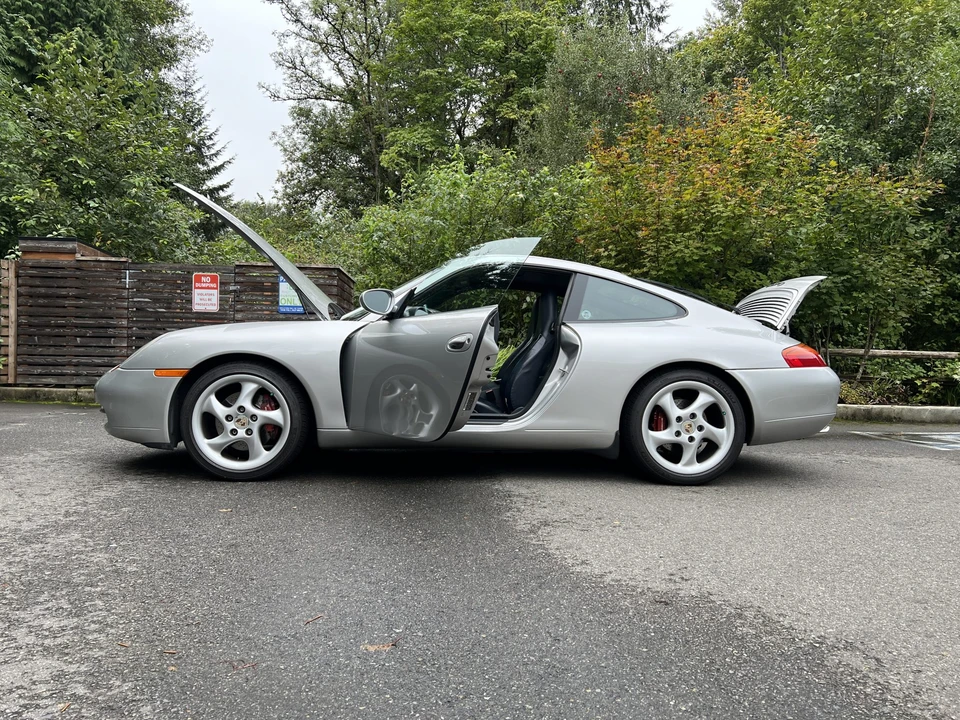 1999 Porsche 996 Carrera - Image 25 of 31