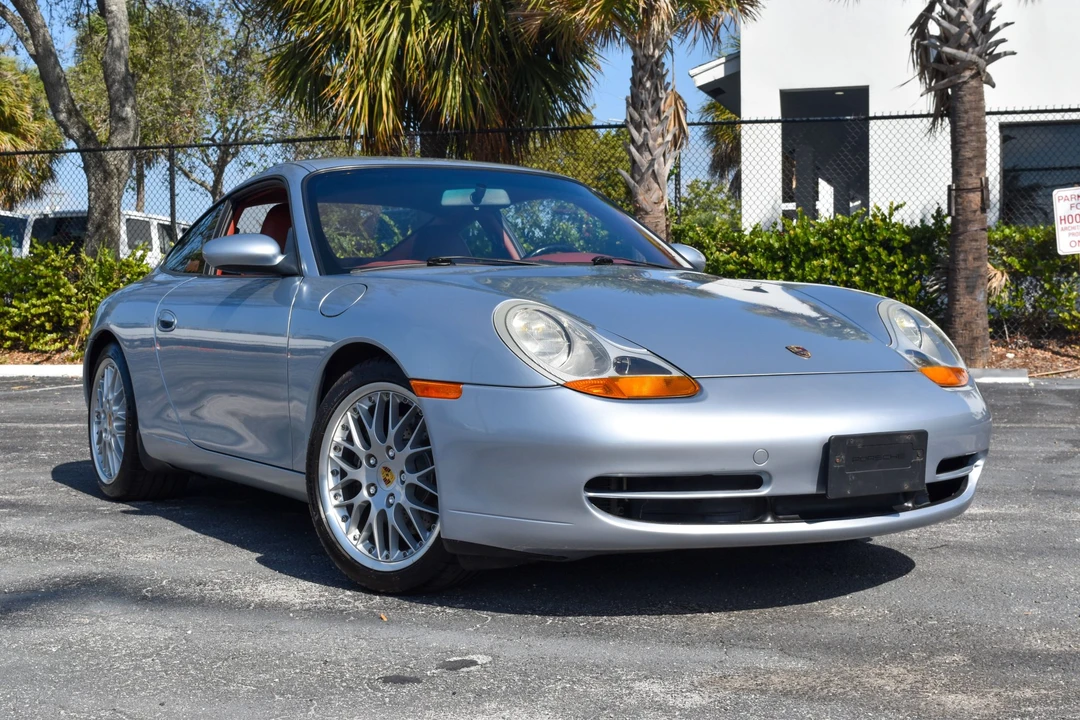 1999 Porsche 996 Carrera - Image 11 of 31