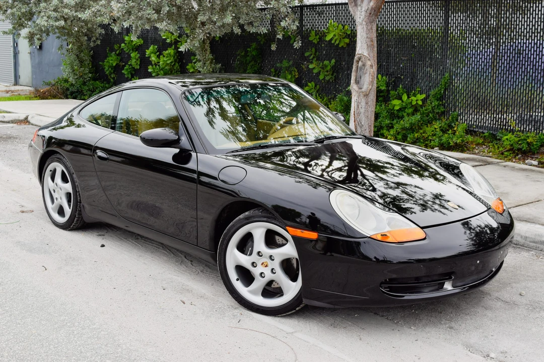 1999 Porsche 996 Carrera - Image 19 of 31