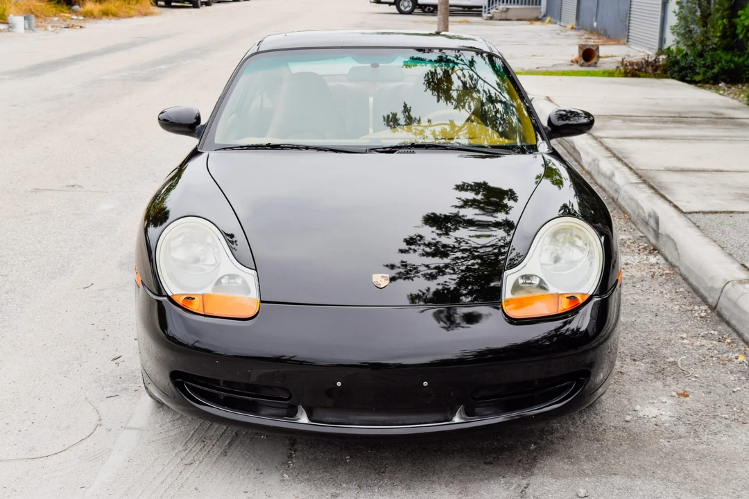 1999 Porsche 996 Carrera - Image 15 of 31