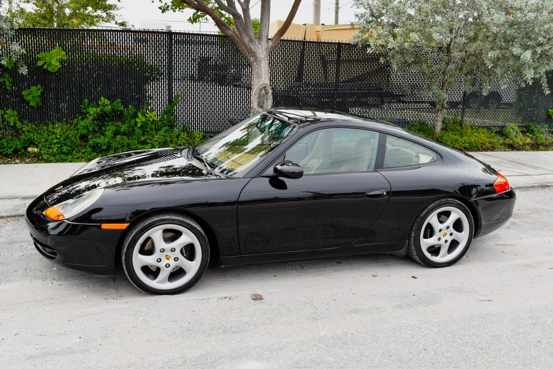 1999 Porsche 996 Carrera - Image 3 of 31