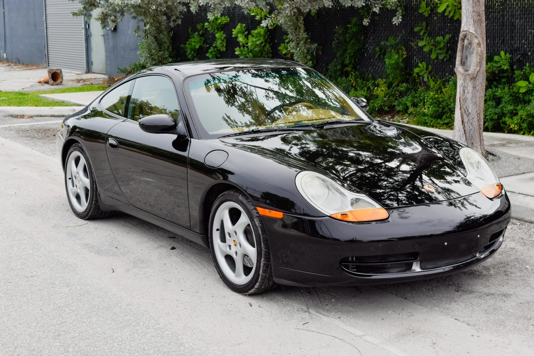 1999 Porsche 996 Carrera - Image 18 of 31