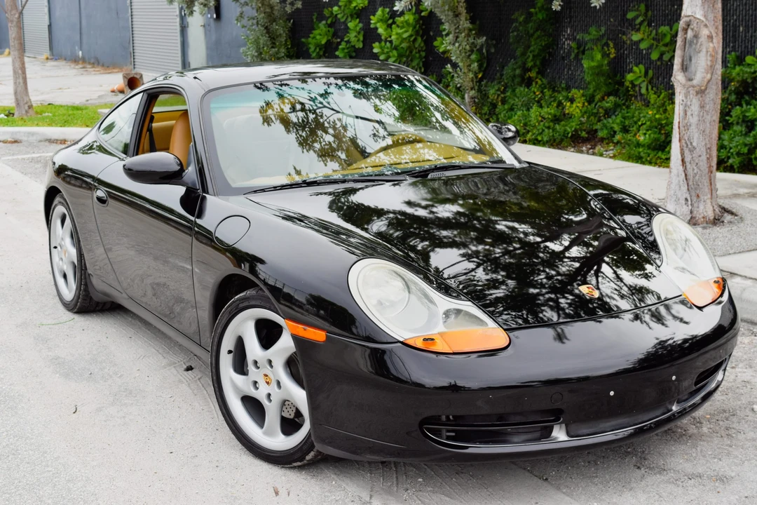 1999 Porsche 996 Carrera - Image 17 of 31