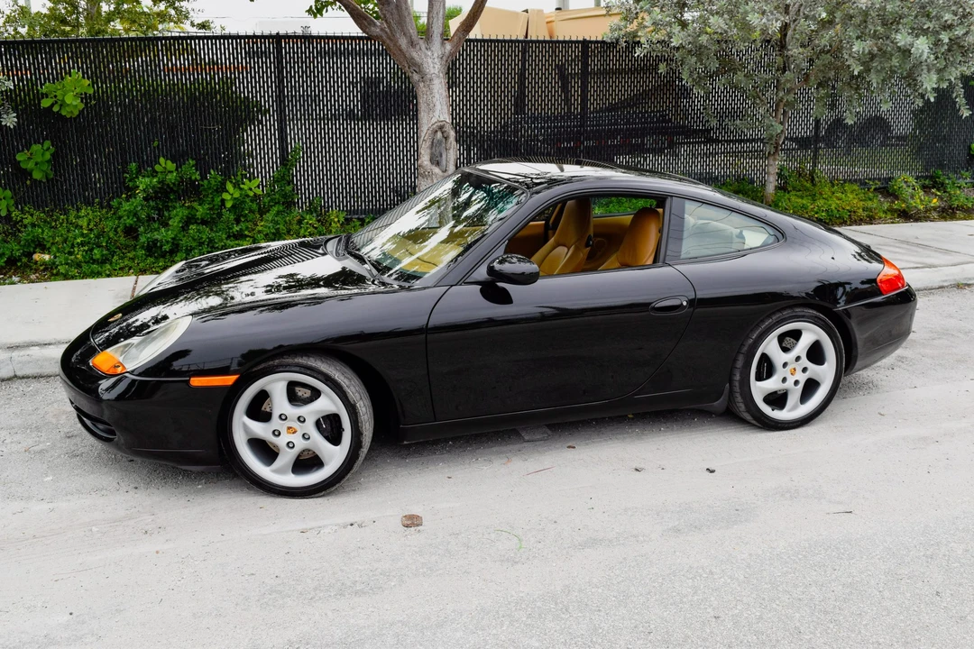 1999 Porsche 996 Carrera - Image 2 of 31
