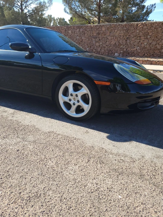 1999 Porsche 996 Carrera - Image 25 of 31