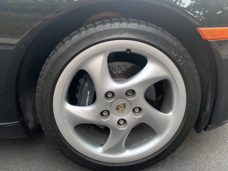 1999 Porsche 996 Carrera - Image 30 of 31