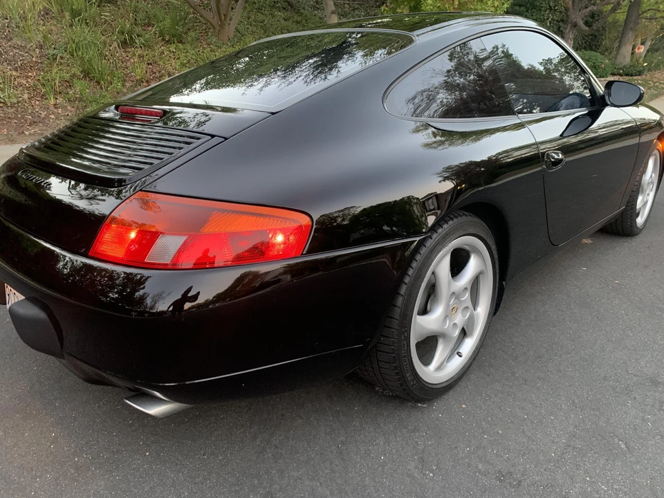 1999 Porsche 996 Carrera - Image 19 of 31