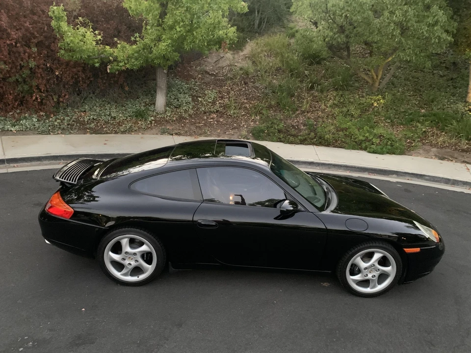 1999 Porsche 996 Carrera - Image 9 of 31