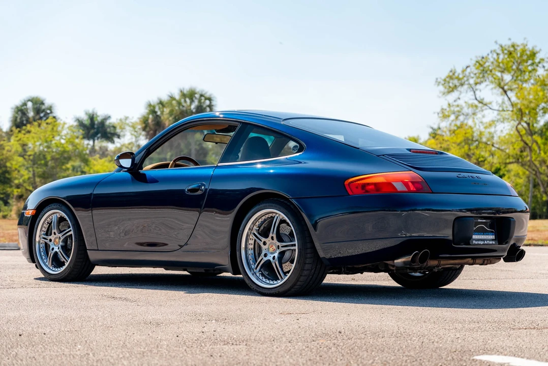 1999 Porsche 996 Carrera - Image 10 of 31