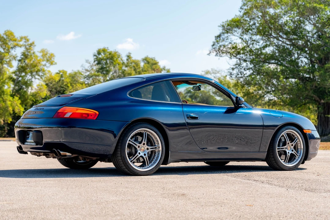 1999 Porsche 996 Carrera - Image 13 of 31