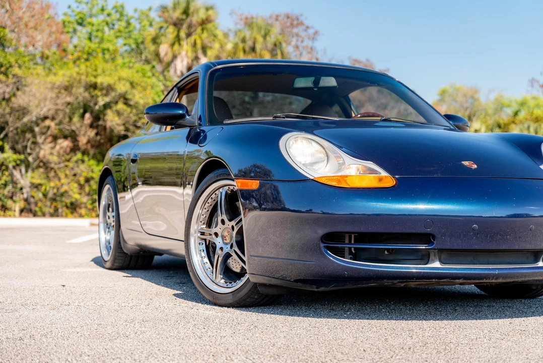 1999 Porsche 996 Carrera - Image 15 of 31