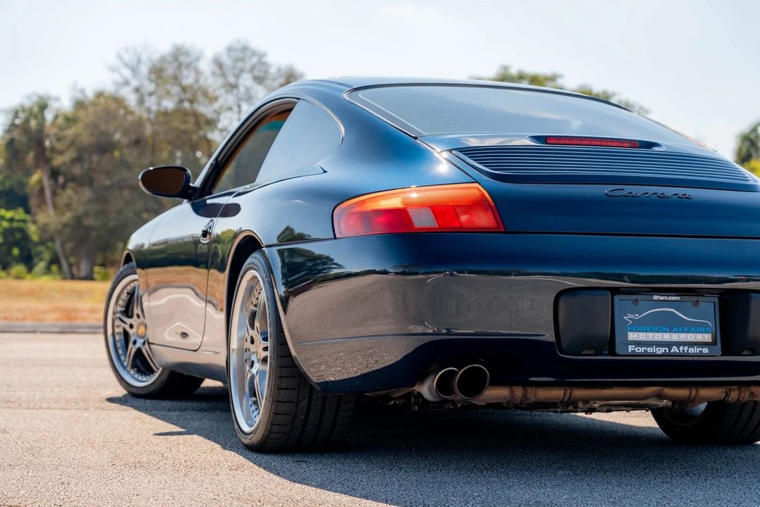 1999 Porsche 996 Carrera - Image 19 of 31