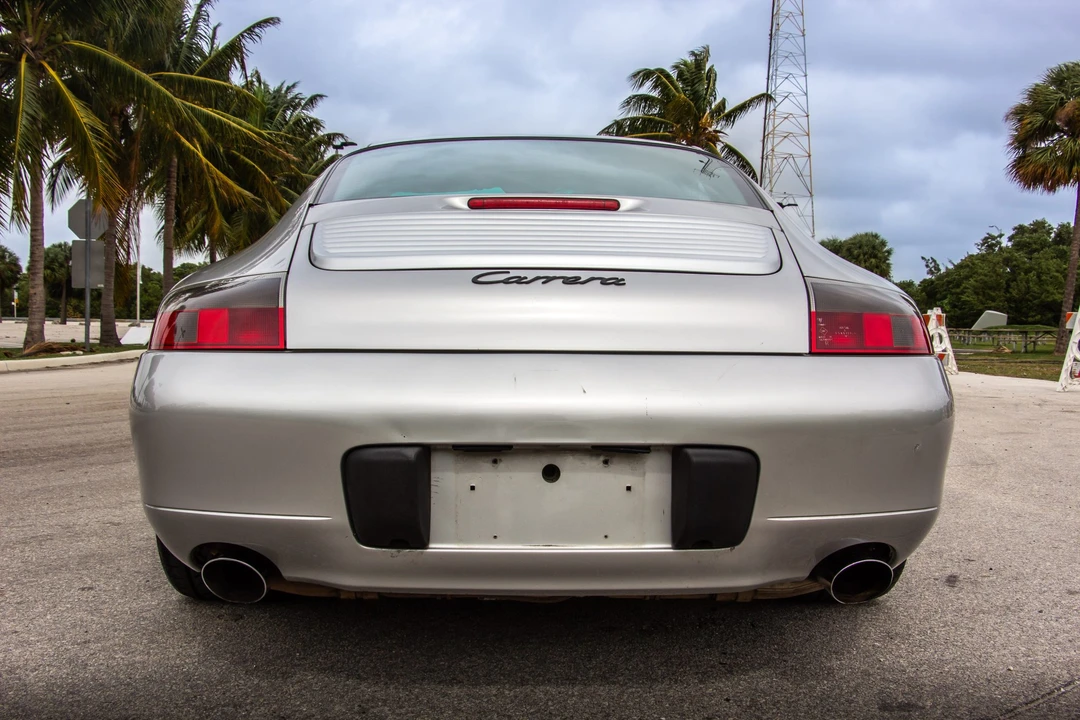 1999 Porsche 996 Carrera - Image 15 of 31
