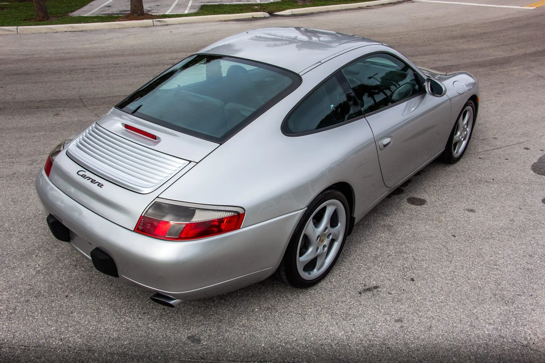 1999 Porsche 996 Carrera - Image 13 of 31