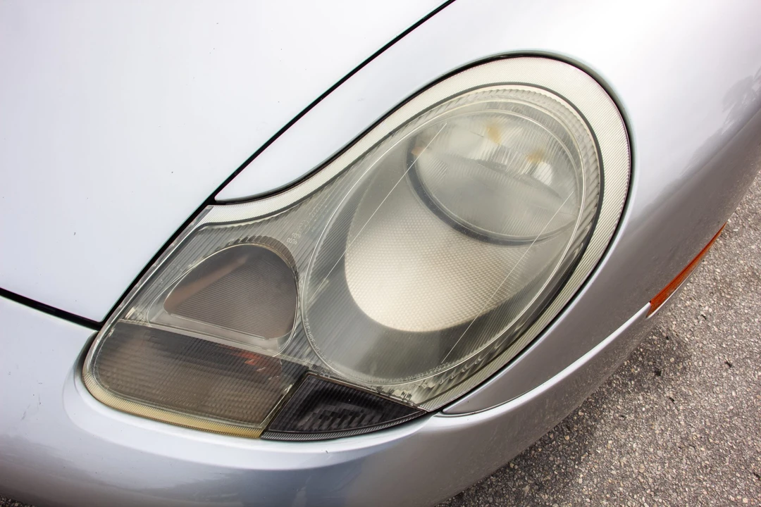 1999 Porsche 996 Carrera - Image 22 of 31