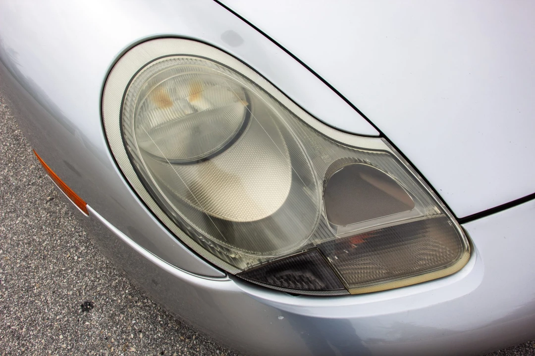 1999 Porsche 996 Carrera - Image 21 of 31