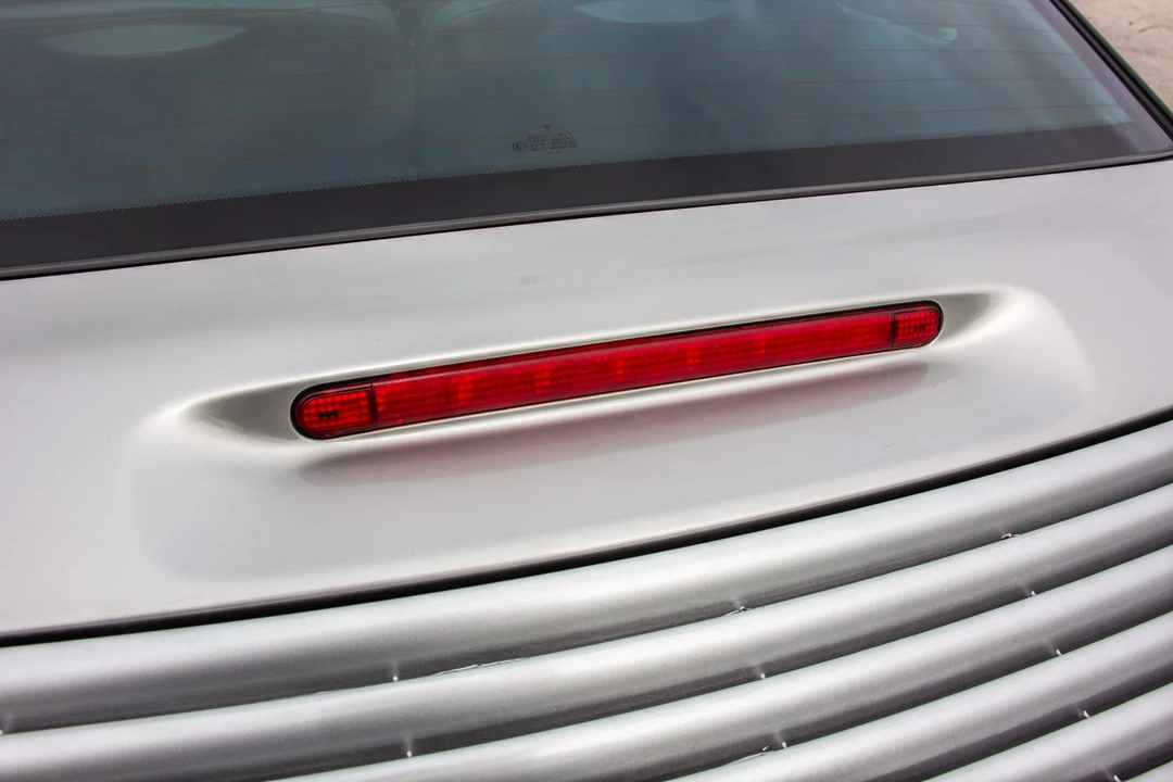 1999 Porsche 996 Carrera - Image 25 of 31