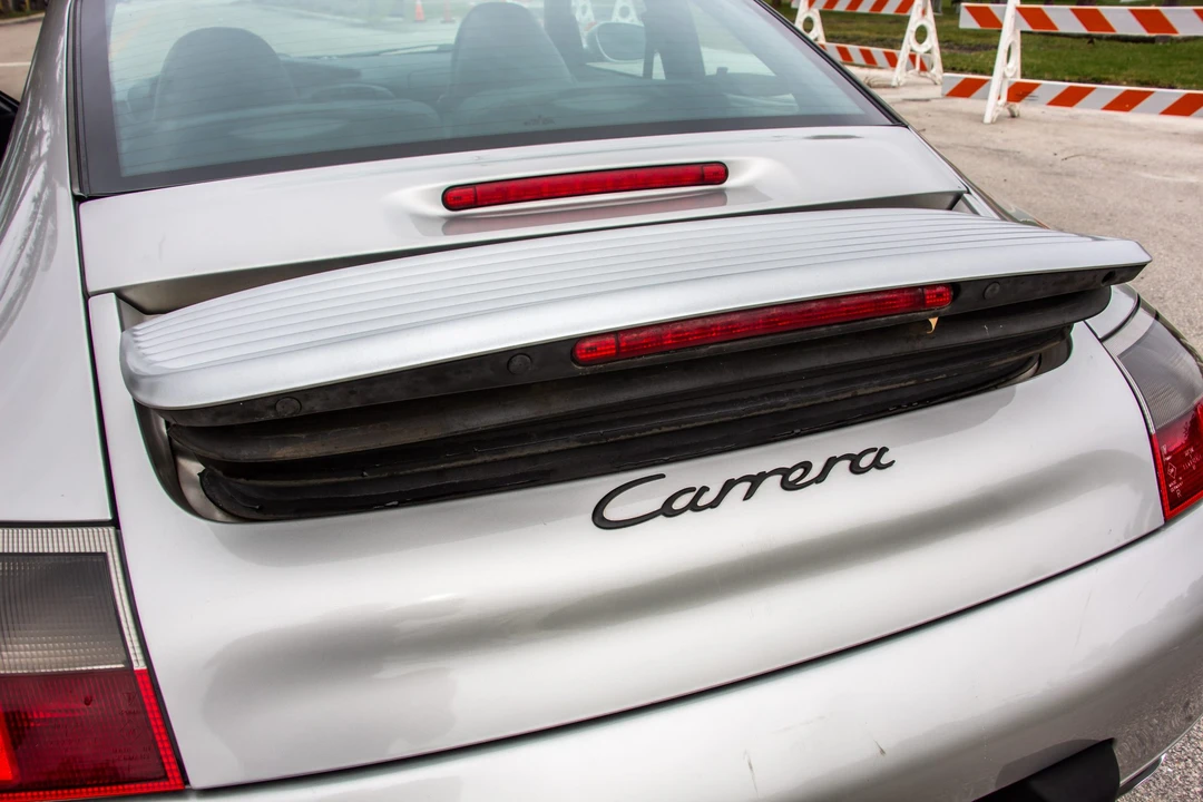 1999 Porsche 996 Carrera - Image 26 of 31
